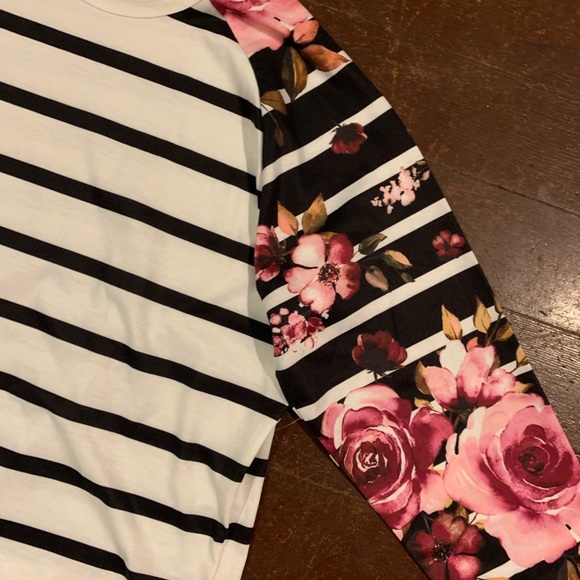 Lularoe Randy size small - Picture 2 of 3